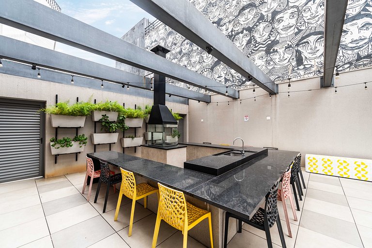 Piscina e Academia ao lado do Metrô - H104