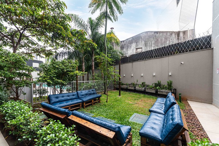 Studio c/ Piscina e Academia perto do Metrô - H104