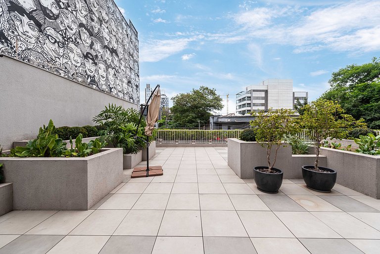 Studio c/ Piscina e Academia perto do Metrô - H104