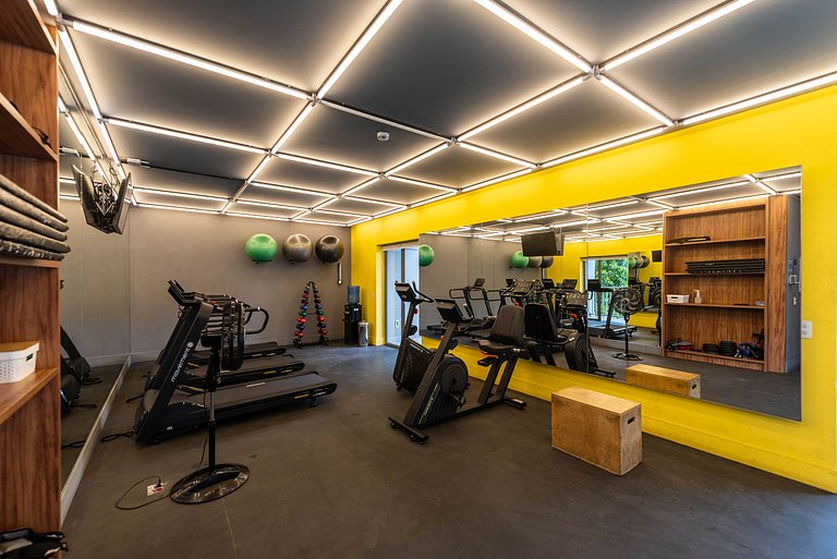 Studio c/ Piscina e Academia perto do Metrô - H104