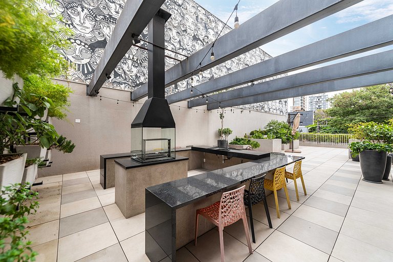 Studio c/ Piscina e Academia perto do Metrô - H104