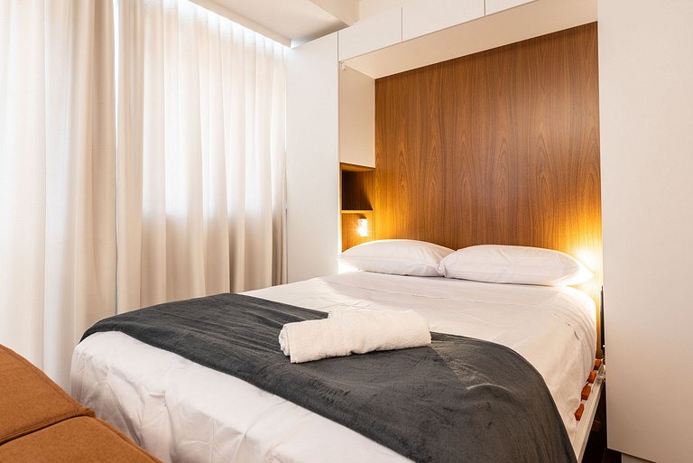 Studio em Pinheiros com Piscina Rooftop - P507