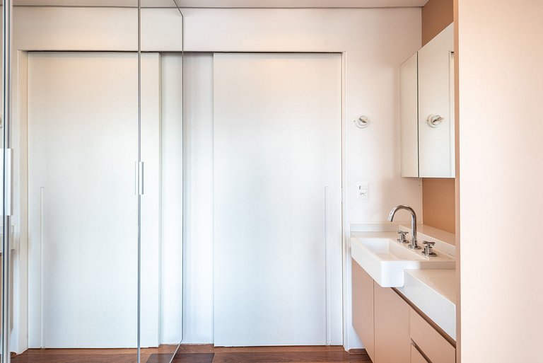 Studio em Pinheiros com Piscina Rooftop - P507