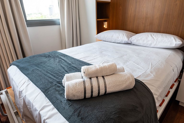 Studio em Pinheiros com Piscina Rooftop - P507