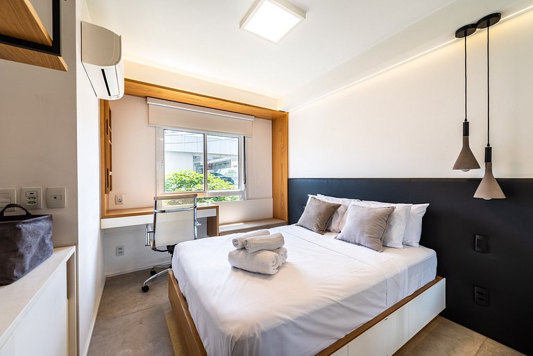 Apt Premium em Pinheiros | Piscina/Coworking - H12