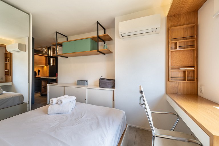 Apt Premium em Pinheiros | Piscina/Coworking - H12