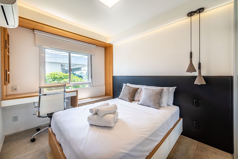 Apt Premium em Pinheiros | Piscina/Coworking - H12