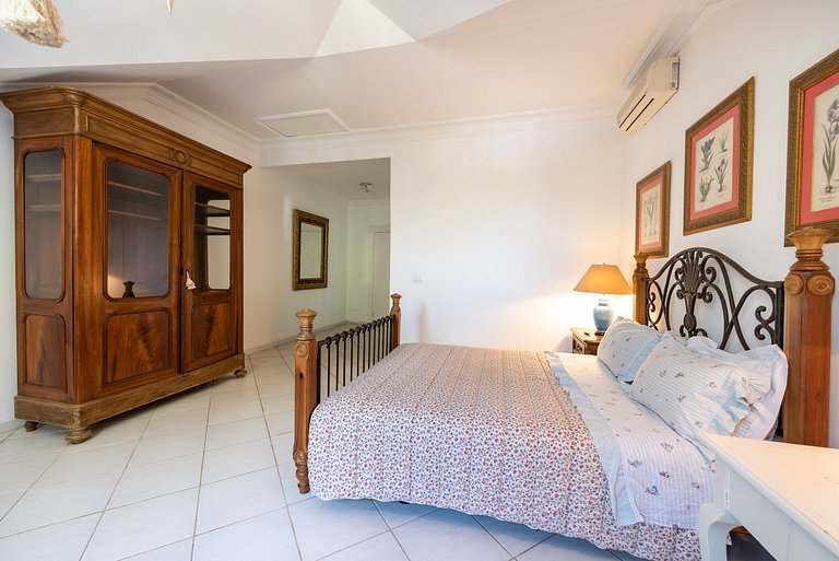 Condomínio Vila Real - Vila de Luxo com Piscina