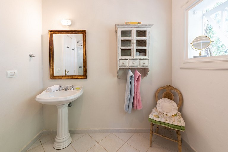 Condomínio Vila Real - Vila de Luxo com Piscina