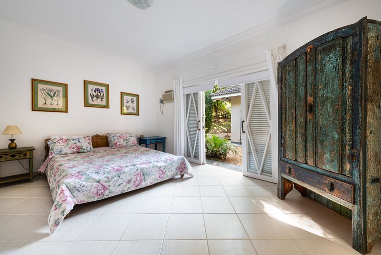 Condomínio Vila Real - Vila de Luxo com Piscina