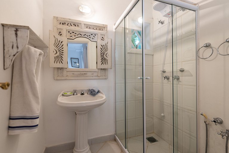 Condomínio Vila Real - Vila de Luxo com Piscina