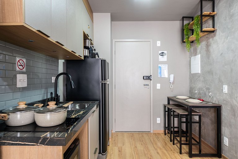 Studio em Indianópolis com academia - NI410