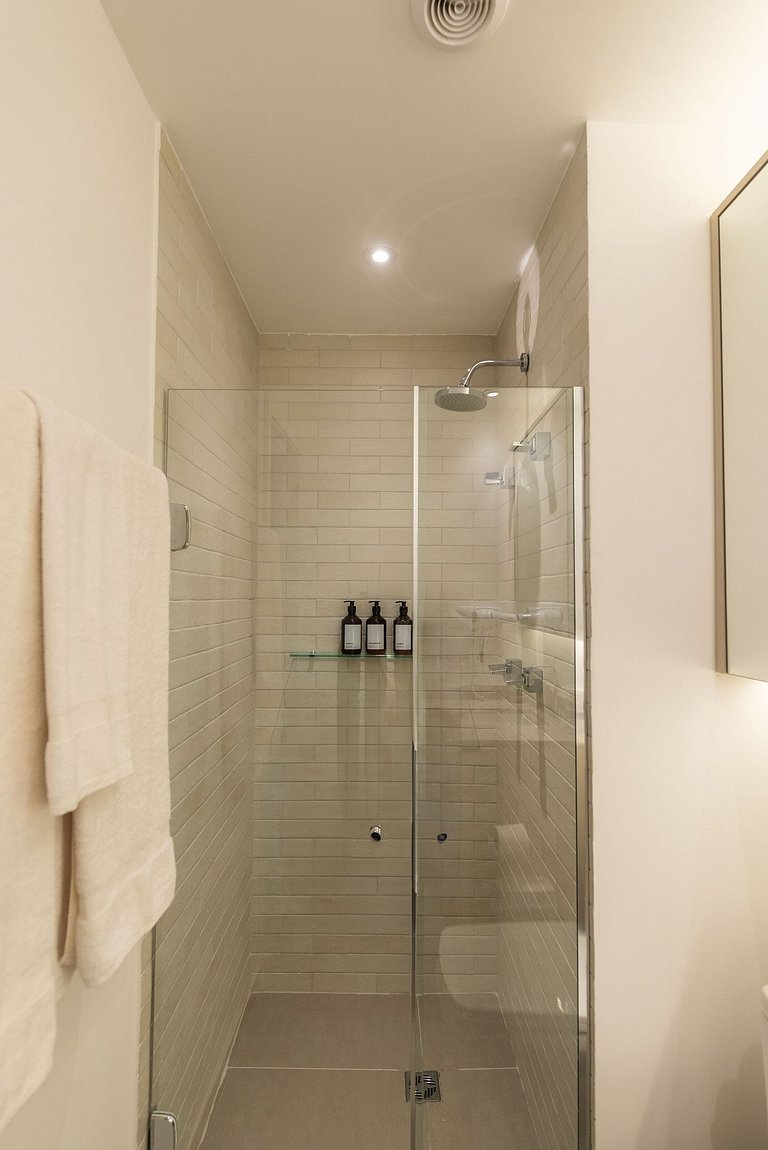 Apto Jardim Paulista c/ opção Café da Manhã- V1605
