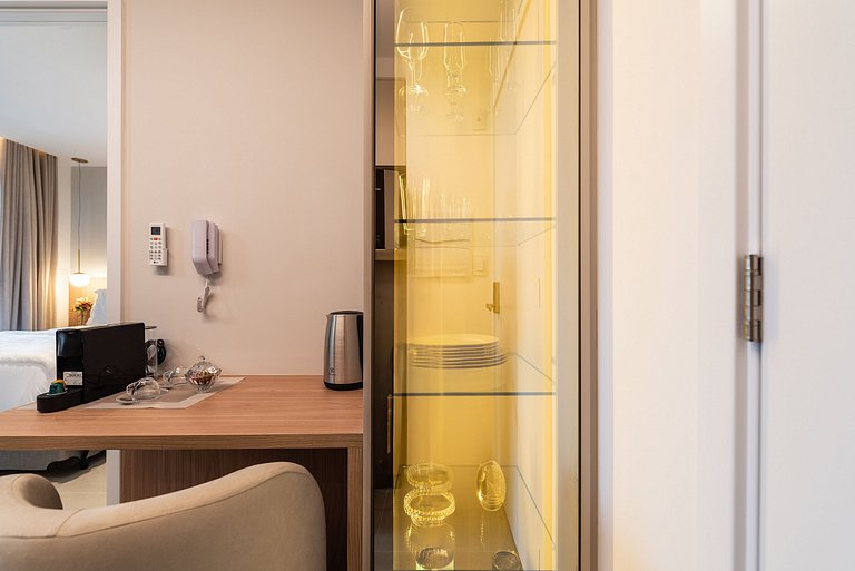 Alto Padrão no Jardim Paulista c/ Piscina - V1605