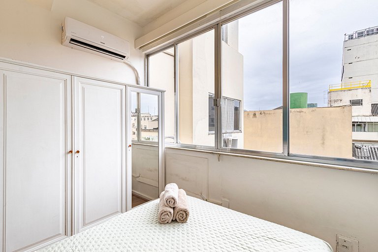 Apto Aconchegante a 1 Quadra da Praia - S1225