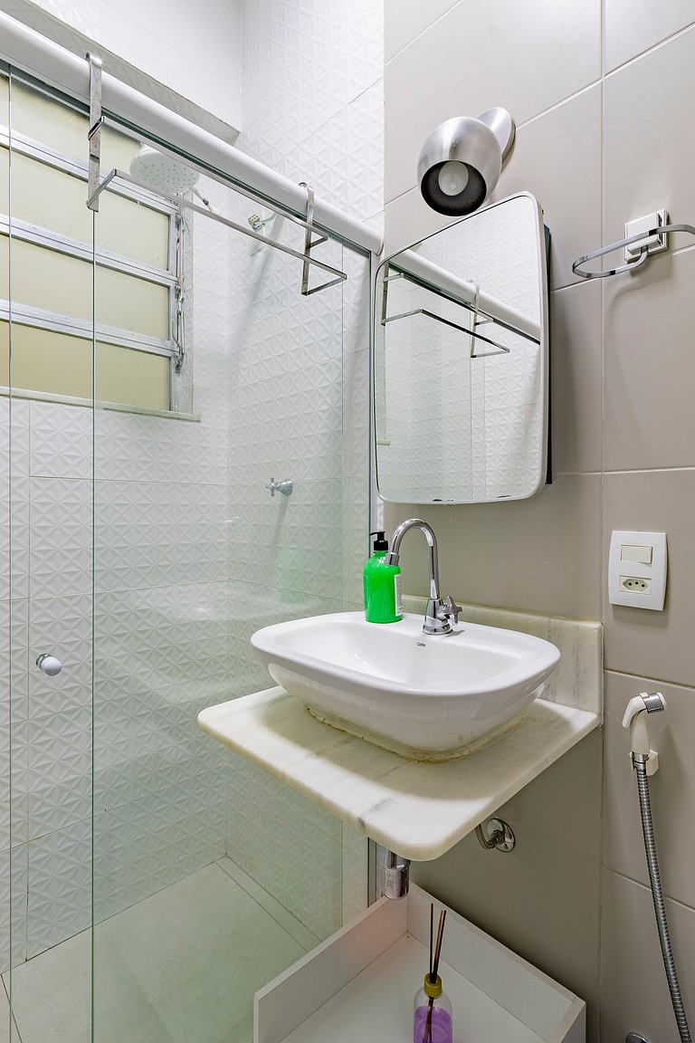 Apto Aconchegante a 1 Quadra da Praia - S1225