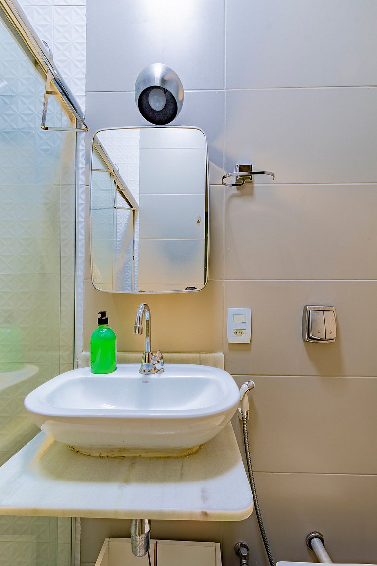 Apto Aconchegante a 1 Quadra da Praia - S1225