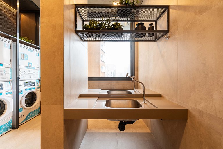 Apto Jardim Paulista c/ opção Café da Manhã- V1605