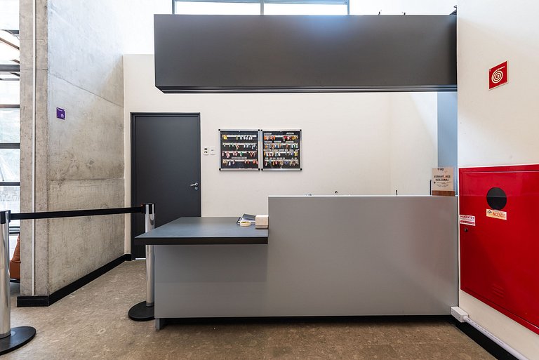 Studio Moderno com Academia e Vista - VN1407