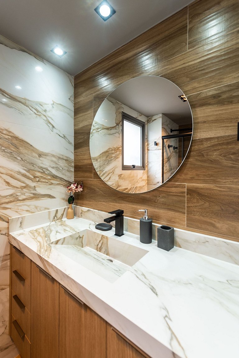 Studio Moderno com Piscina e Academia - Z1001