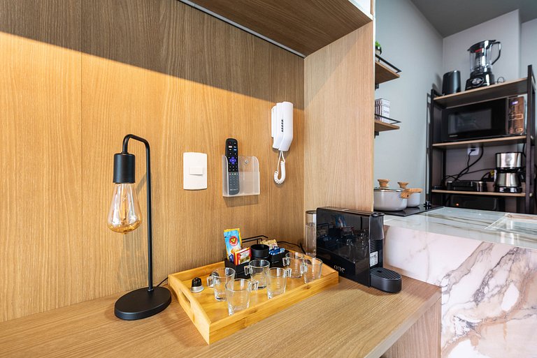 Studio Moderno com Piscina e Academia - Z1001