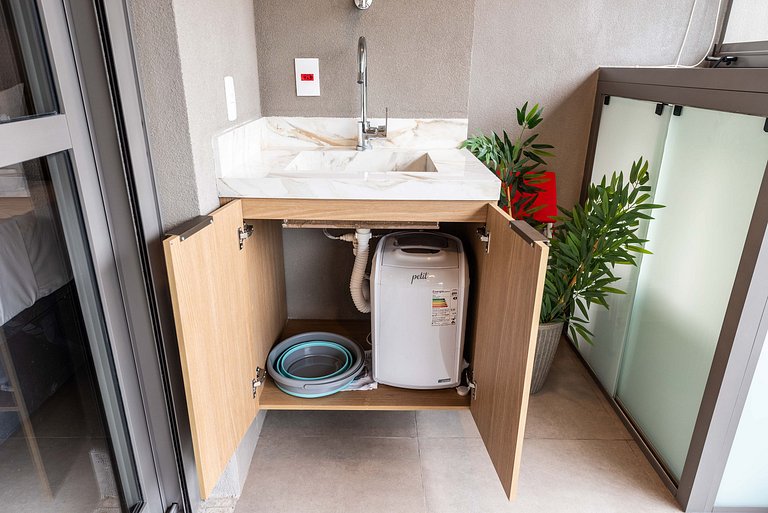 Studio Moderno com Piscina e Academia - Z1001