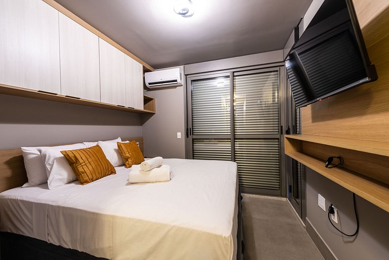 Studio Moderno com Piscina e Academia - Z1001