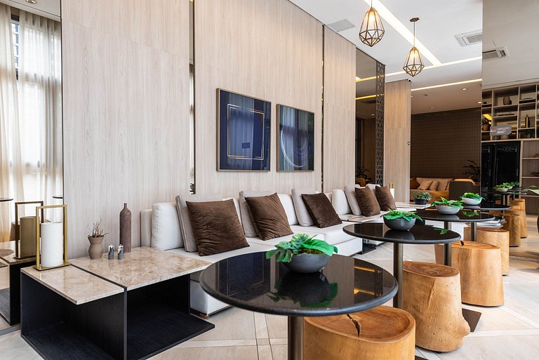 Studio Moderno com Piscina e Academia - Z1001