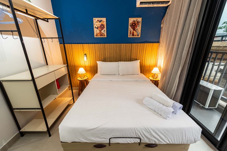 Studio com Piscina e Academia - DP203