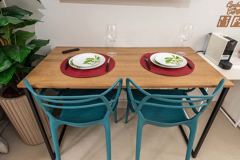 Studio com Piscina e Academia - DP203