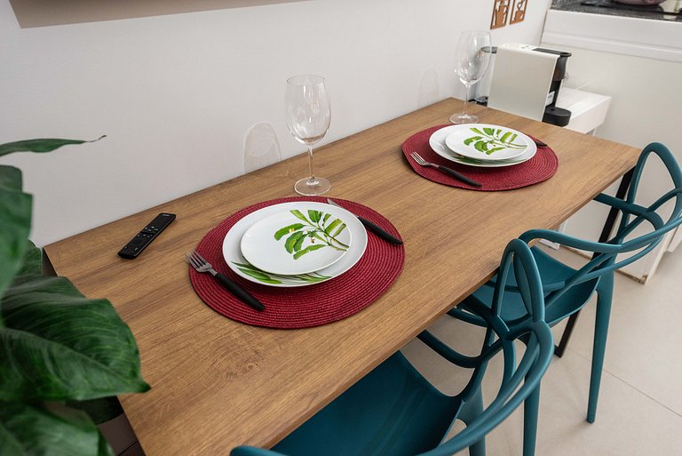 Studio com Piscina e Academia - DP203