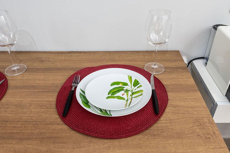 Studio com Piscina e Academia - DP203