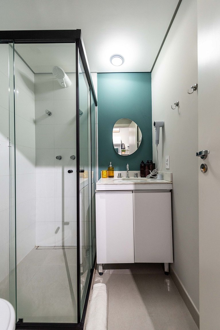 Studio com Piscina e Academia - DP203