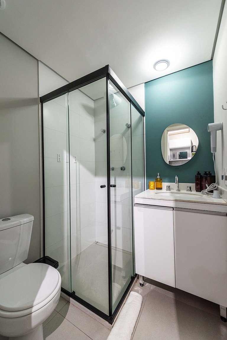 Studio com Piscina e Academia - DP203