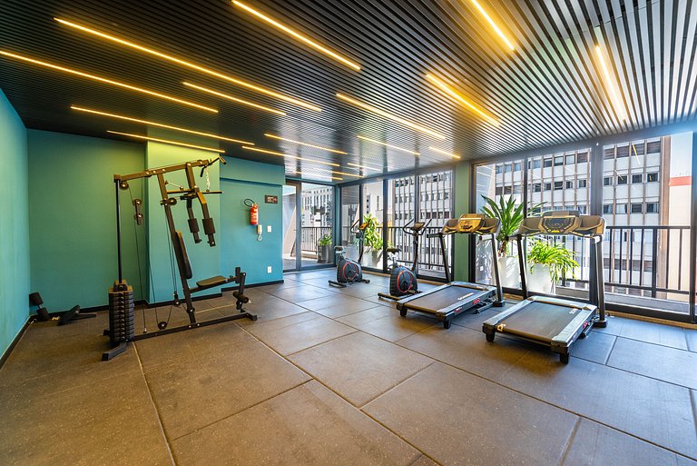 Studio com Piscina e Academia - DP203