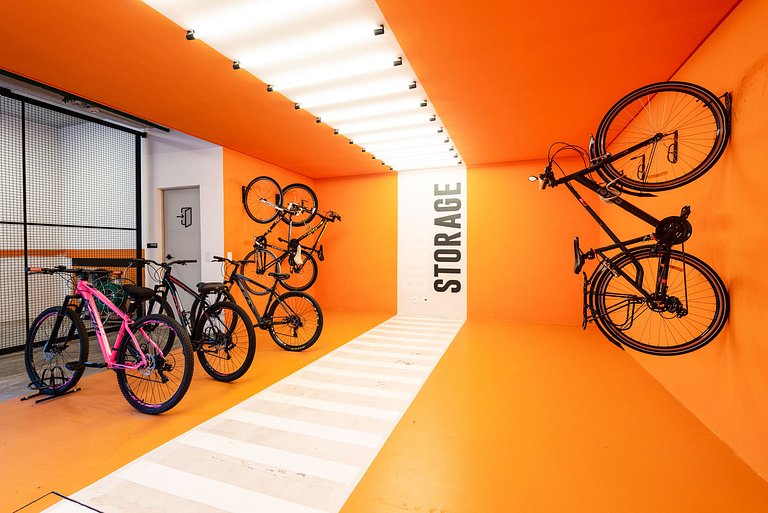 Studio com Piscina e Academia - DP203