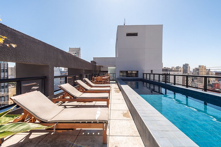 Studio com Piscina e Academia - DP203