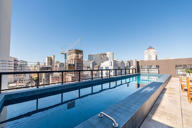 Studio com Piscina e Academia - DP203