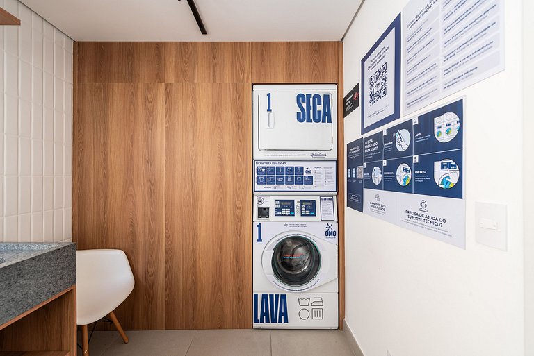 Studio com Piscina e Academia - DP203