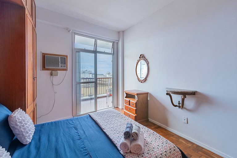 Apartamento a 2 min da Praia de Copacabana - B1205