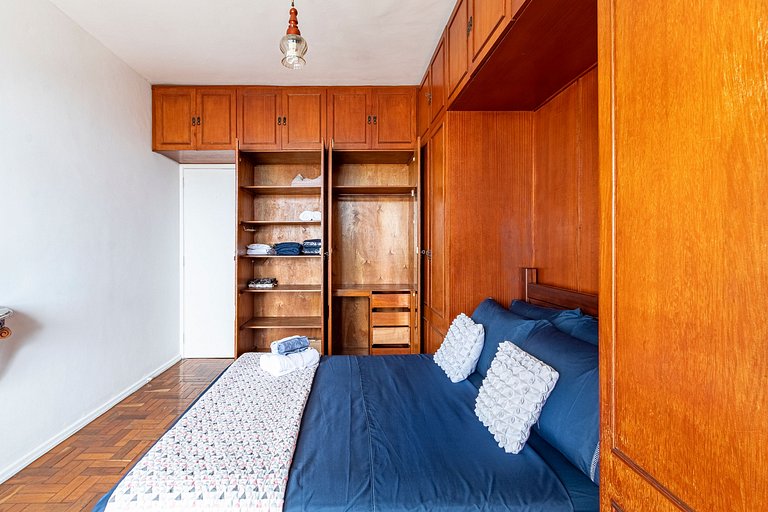 Apartamento a 2 min da Praia de Copacabana - B1205