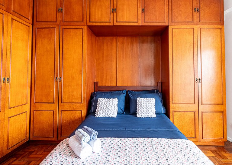 Apartamento a 2 min da Praia de Copacabana - B1205