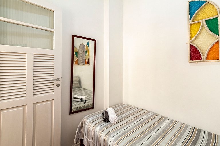 Apartamento a 2 min da Praia de Copacabana - B1205