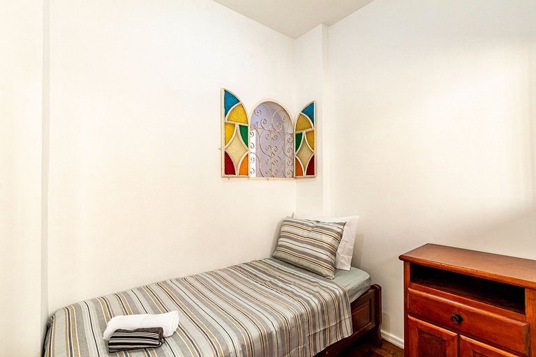 Apartamento a 2 min da Praia de Copacabana - B1205