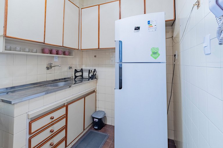 Apartamento a 2 min da Praia de Copacabana - B1205