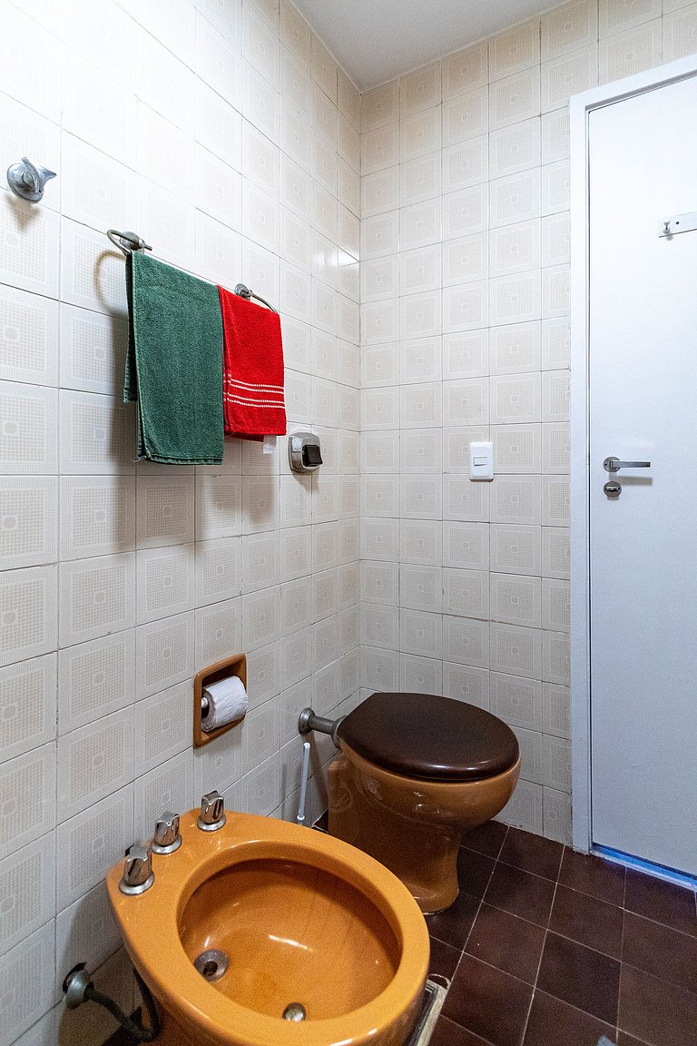 Apartamento a 2 min da Praia de Copacabana - B1205