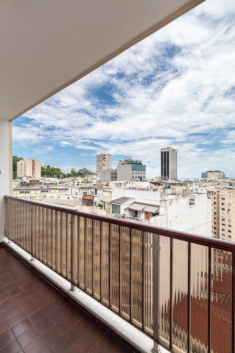 Apartamento a 2 min da Praia de Copacabana - B1205
