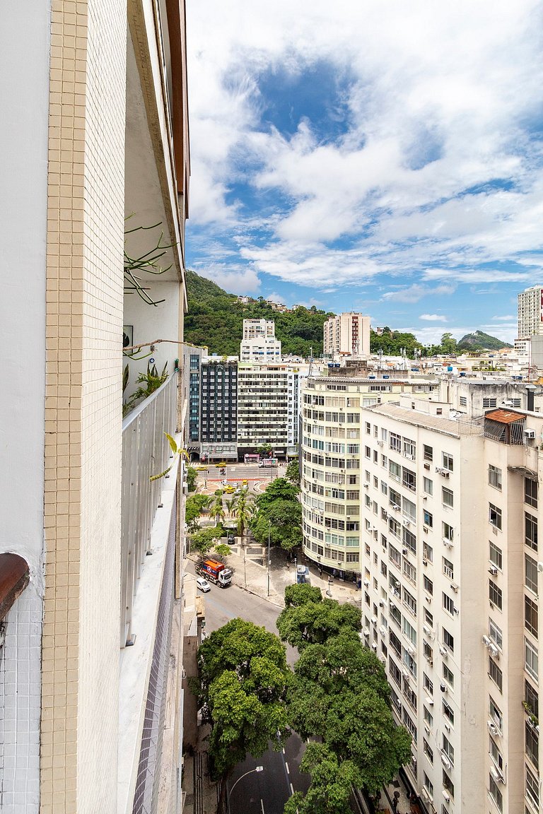 Apartamento a 2 min da Praia de Copacabana - B1205