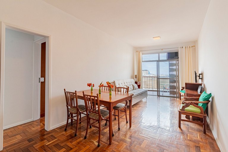 Apartamento a 2 min da Praia de Copacabana - B1205