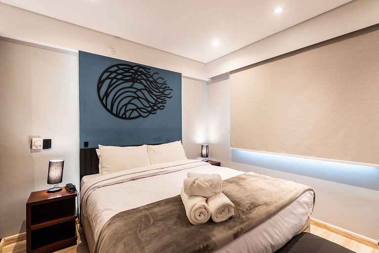 Studio em Hotel com Vaga e Limpeza Diária - M1013